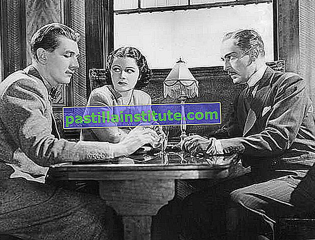 (Отляво) Майкъл Редгрейв, Маргарет Локууд и Пол Лукас в „Дамата изчезва“ (1938).