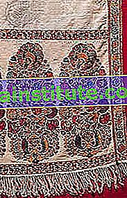 Détail du décor de bordure sur un châle du Cachemire, fin du XVIIIe siècle;  au Musée du Prince de Galles de l'Inde occidentale, Bombay