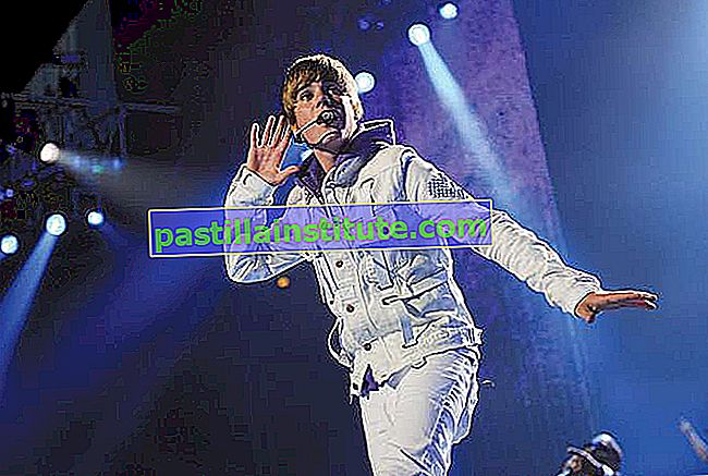 Popmusiker och tween-idolen Justin Bieber sjunger för en utsåld publik på Madison Square Garden i New York City den 31 augusti 2010.