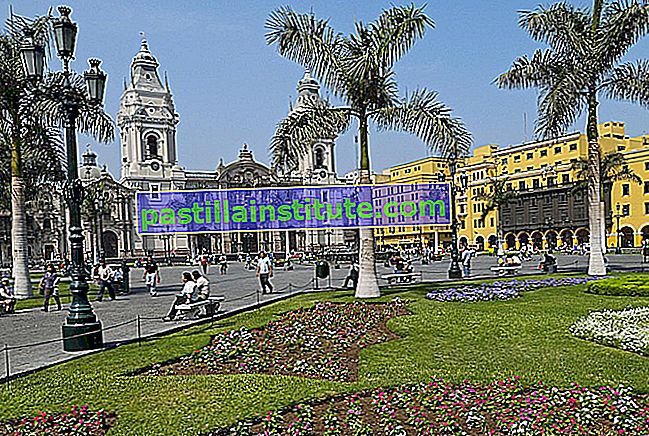 Lista över städer och städer i Peru